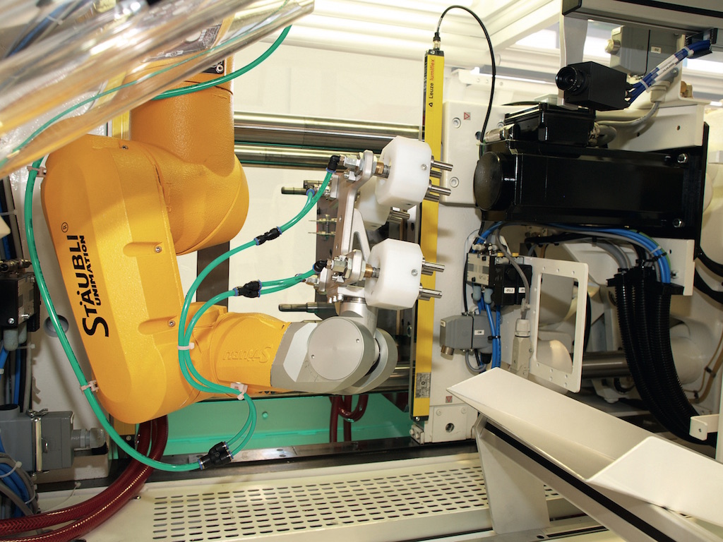 Read more about the article Application Story: Stäubli Robots