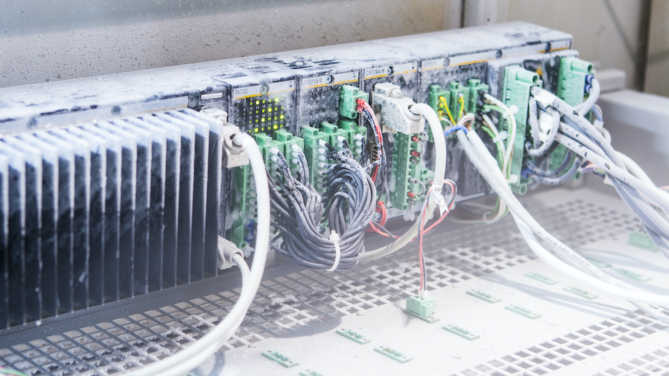 Read more about the article Putting PROFINET on Harsh-Environment Controllers