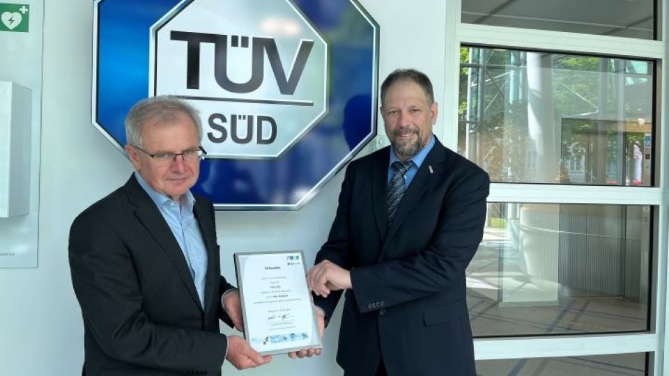 Read more about the article TÜV Süd is the 400th Member of the IO-Link Community
